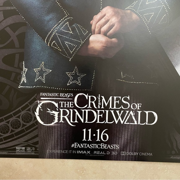 "Fantastic Beasts The Crimes of Grindelwald" Credence Barebone AT&T Movie Poster - Picture 4 of 6